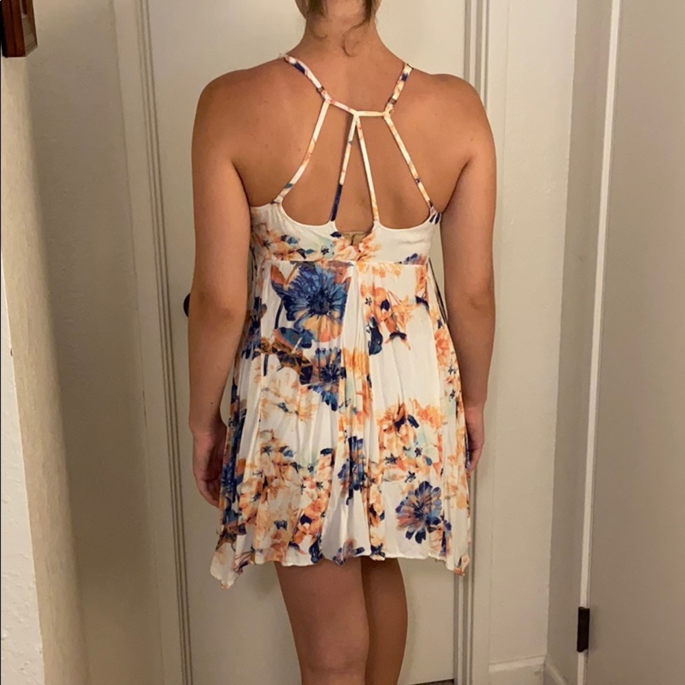 Floral mini beach dress - Picture 2 of 2